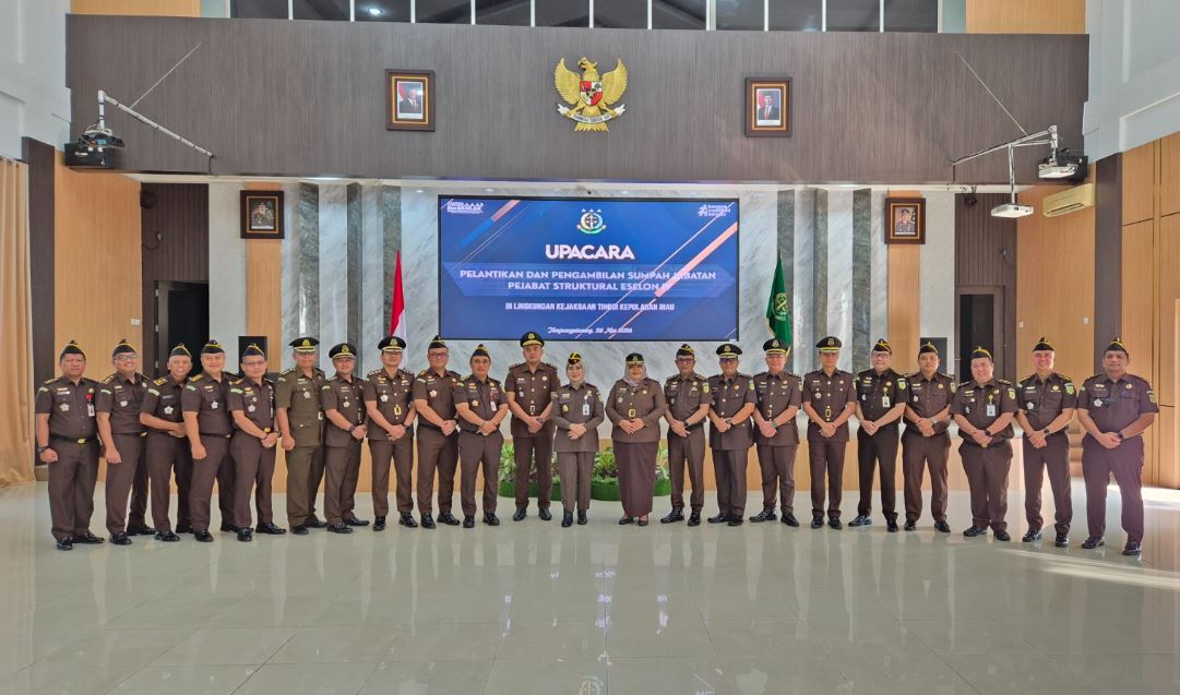 Kajati Kepri Lantik Pejabat Eselon IV, Tekankan Integritas dan Profesionalisme